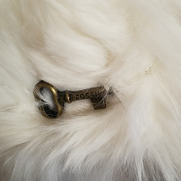 Faux fur scarf - Picture 3 of 4